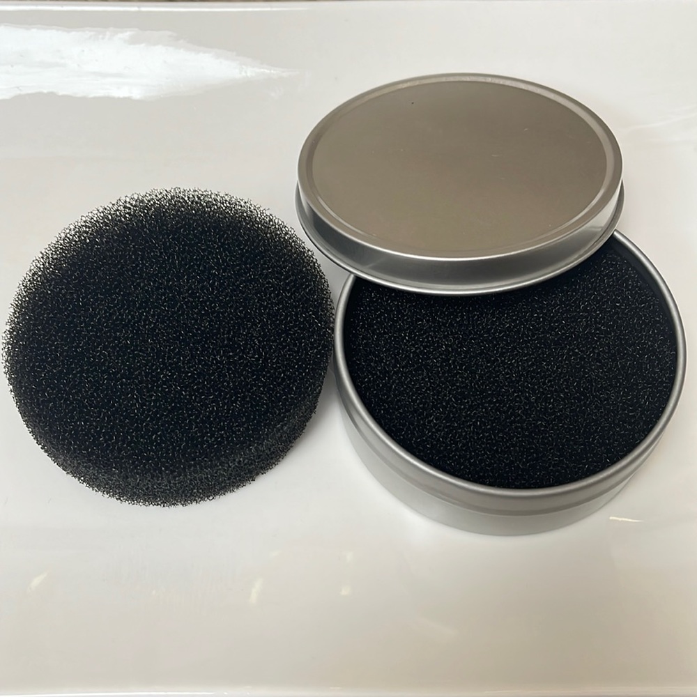 Brand New Dry makeup brush cleaner